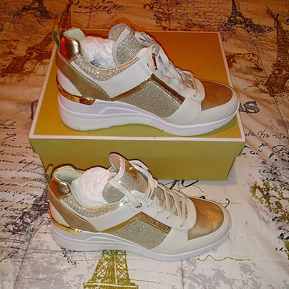 COPY - Michael Kors Metallic Georgie Trainers - Picture 1 of 7